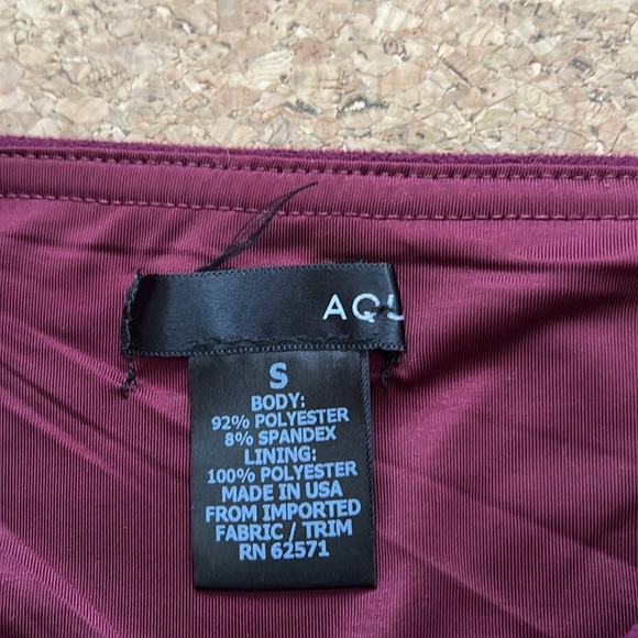 ✨ Nordstrom Aqua Deep Purple Faux Suede Scallop Hem Mini Skirt — Size S EUC ✨ - Picture 2 of 3